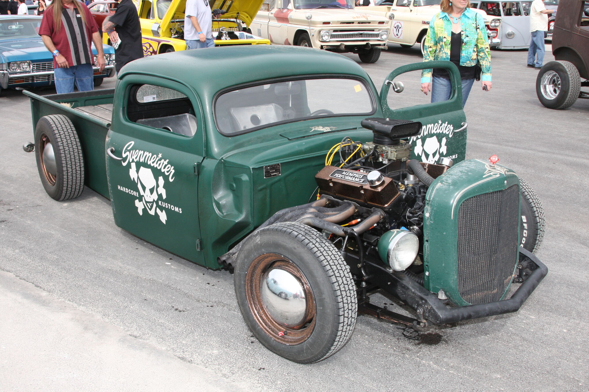 Rockabilly_Car_Show_2010_Hard_Rock_282329.JPG