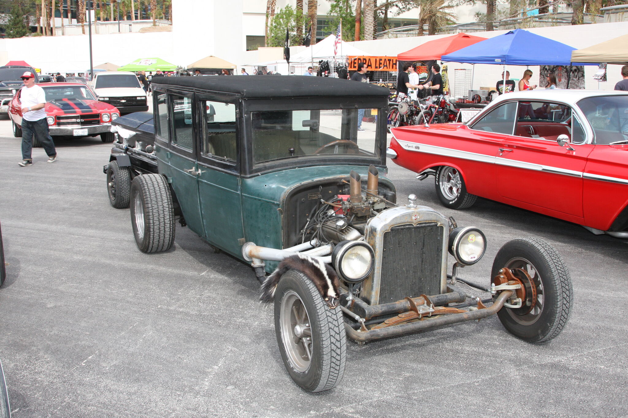 Rockabilly_Car_Show_2010_Hard_Rock_282929.JPG